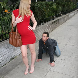 Annette Schwartz in 'Dogfart' - Cuckold Sessions (Thumbnail 4)