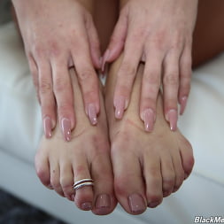 Brooklyn Chase in 'Dogfart' - Black Meat White Feet - Scene 2 (Thumbnail 11)