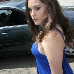 Charlotte Vale in - Interracial Pickups (Photo 3) Charlotte Vale in 'Dogfart' - Interracial Pickups (Thumbnail 3)