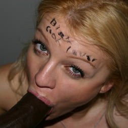 Jessica Dee in 'Dogfart' - Wife Writing (Thumbnail 9)