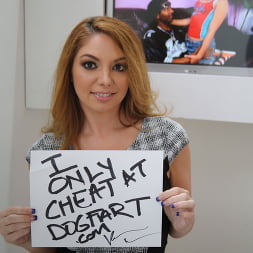 Kiki Daire en 'Dogfart' - Glory Hole (Miniatura 1)
