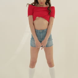 Kylie Quinn in 'Dogfart' - Glory Hole (Thumbnail 30)