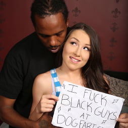 Lola Foxx en 'Dogfart' - Cuckold Sessions (Miniatura 4)