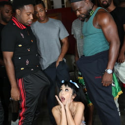 Marica Hase in - Interracial Blowbang (Photo 10) Marica Hase in 'Dogfart' - Interracial Blowbang (Thumbnail 10)
