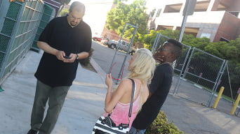 Skylar Green en '- Watching My Daughter Go Black'